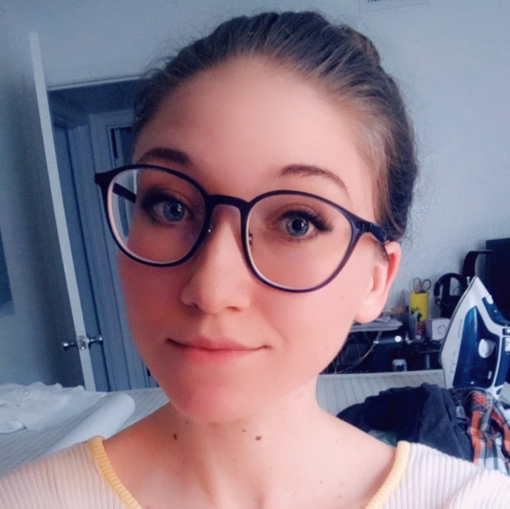 Meet your Posher, Evelyn